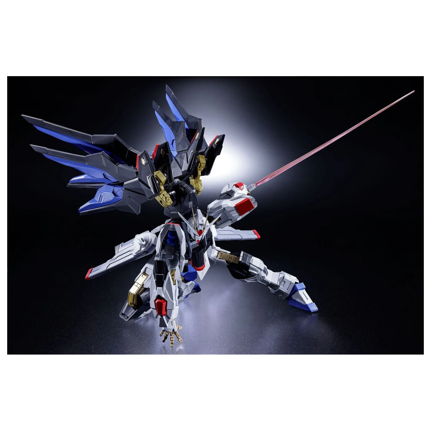 Asolute Act Strike Freedom Gundam Figur 18,5cm Produktfoto