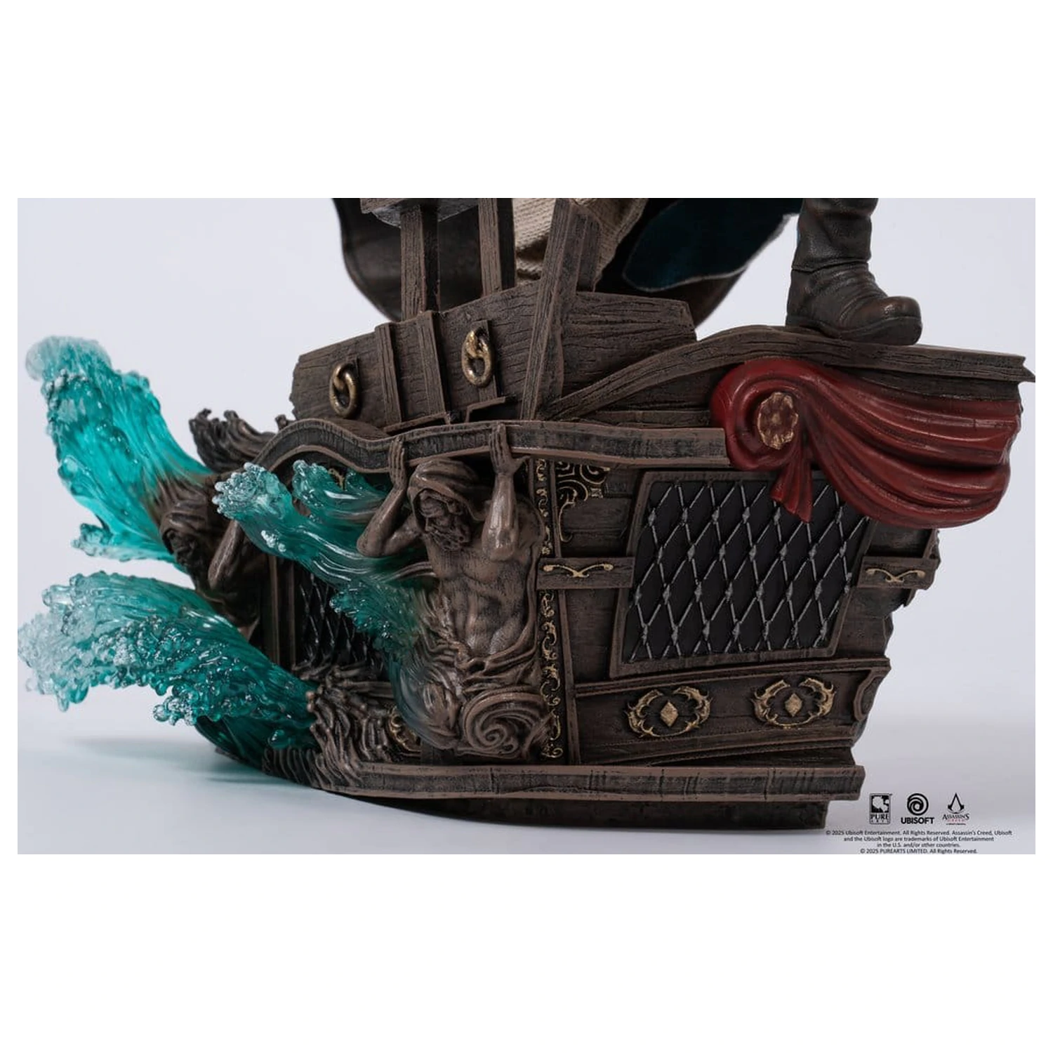 Assassin´s Creed Statue Animus Edward Produktfoto