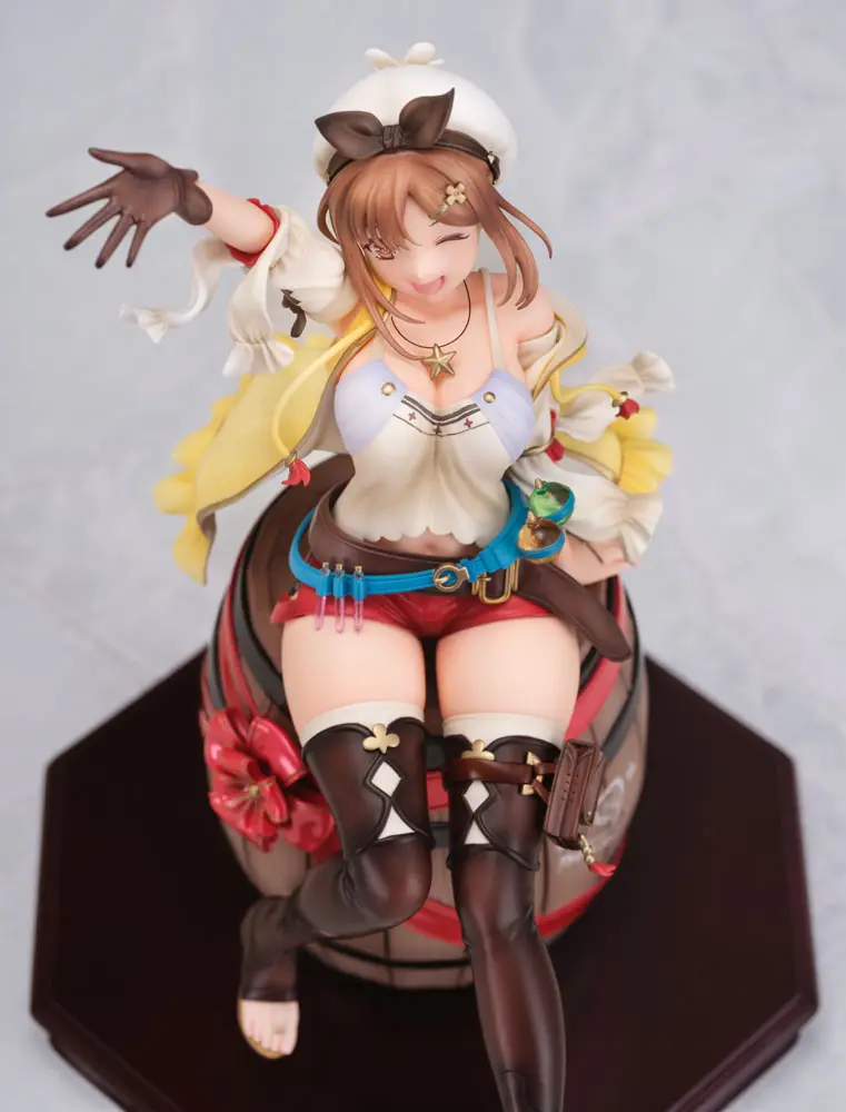 Atelier Ryza Ever Darkness & the Secret Hideout PVC Statue 1/7 Ryza Atelier Series 25th Anniversary ver. DX edition 25 cm termékfotó