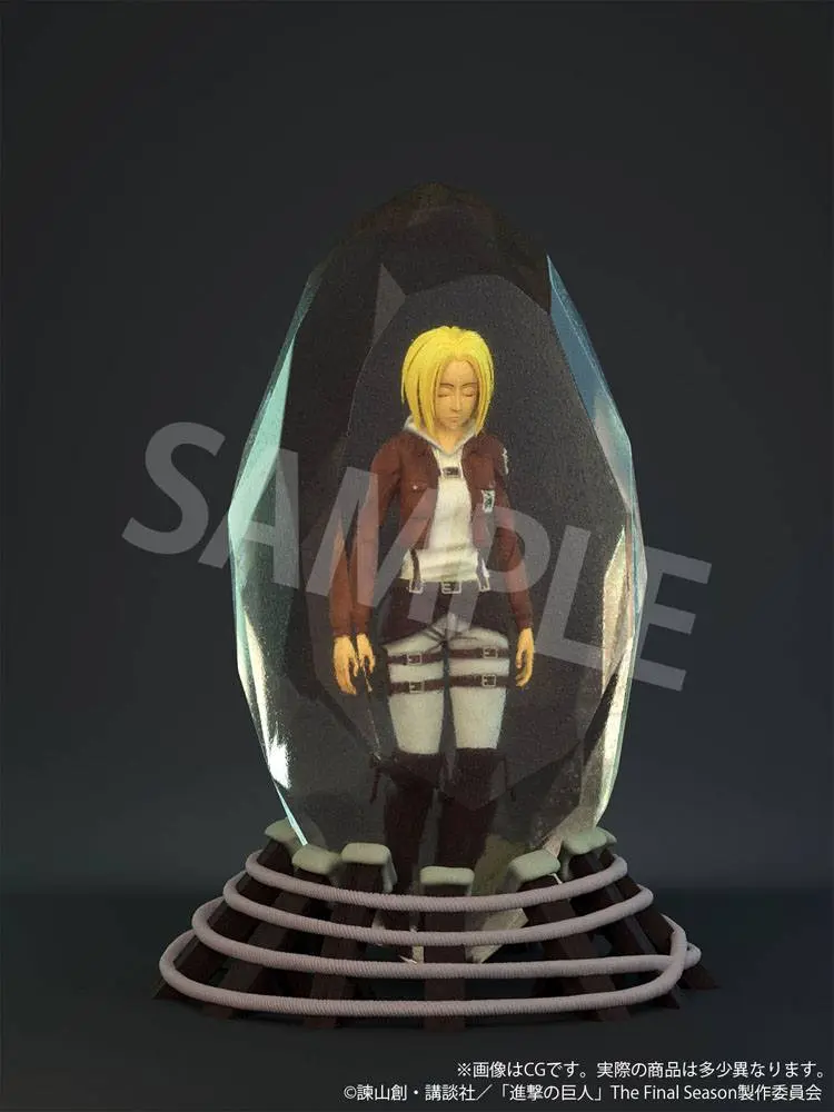 Attack on Titan 3D Crystal Statue Annie Leonhart 10 cm Produktfoto