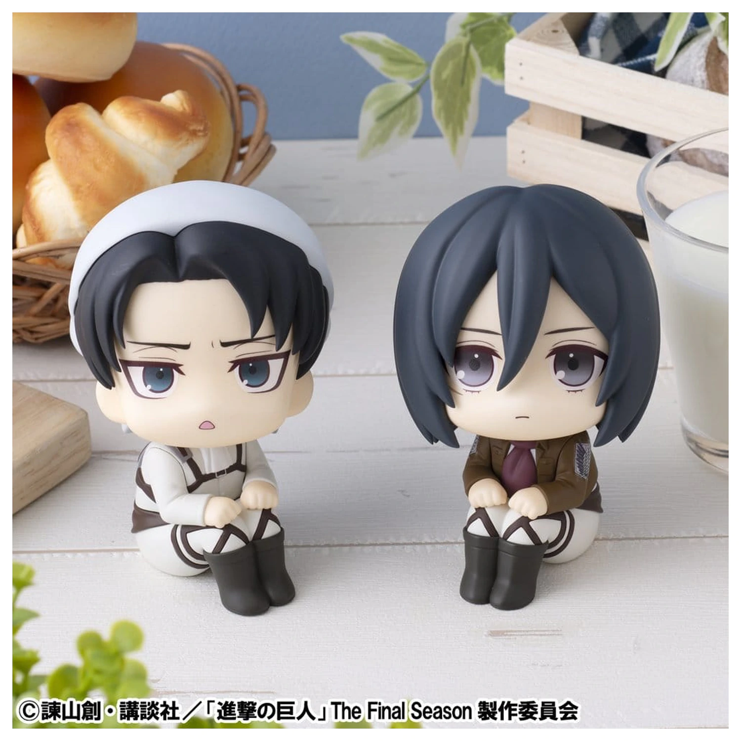 Attack on Titan Look Up PVC Statuen Levi Cleaning up Ver. & Mikasa Ackerman (mit Geschenk) 11 cm Produktfoto