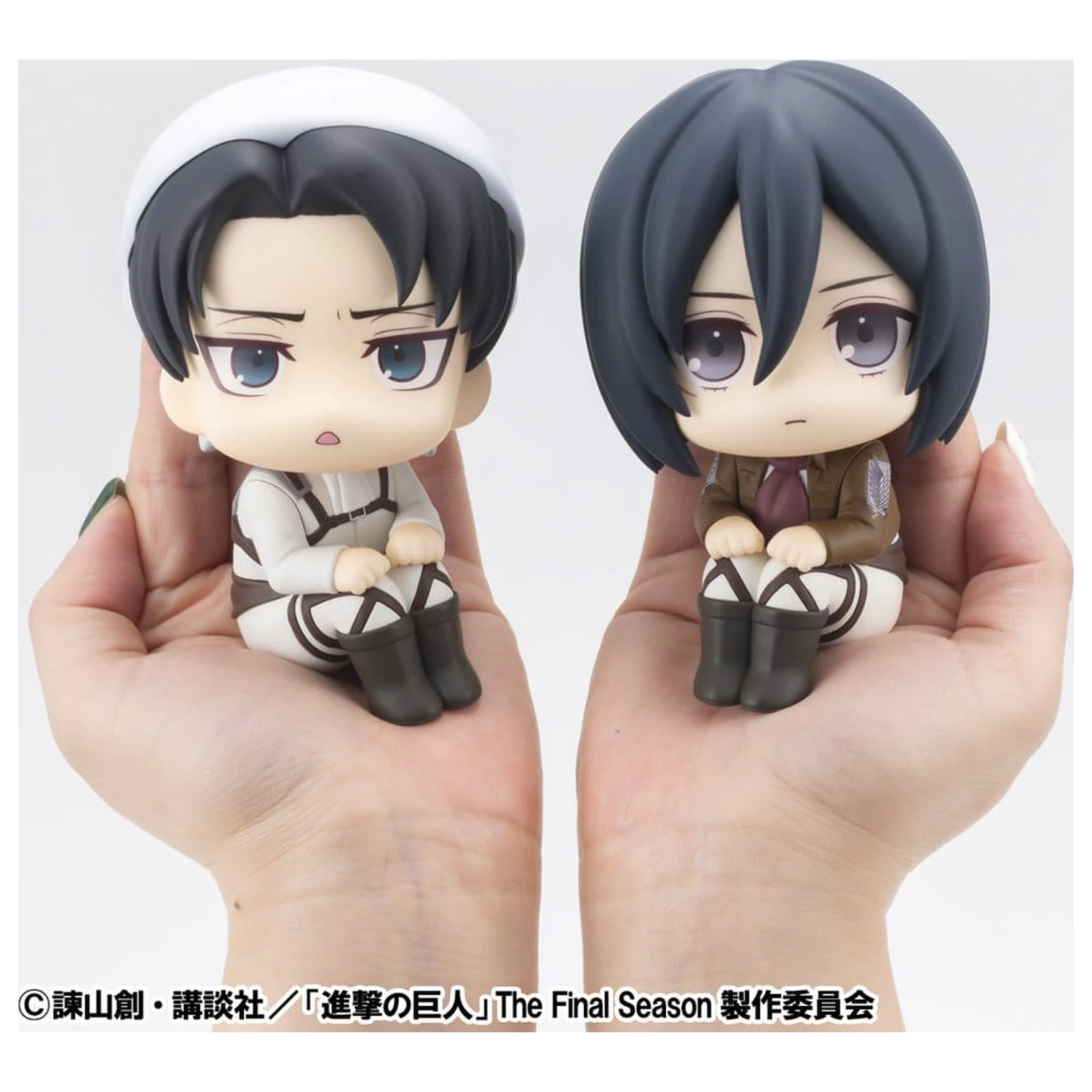 Attack on Titan Look Up PVC Statuen Levi Cleaning up Ver. & Mikasa Ackerman (mit Geschenk) 11 cm Produktfoto