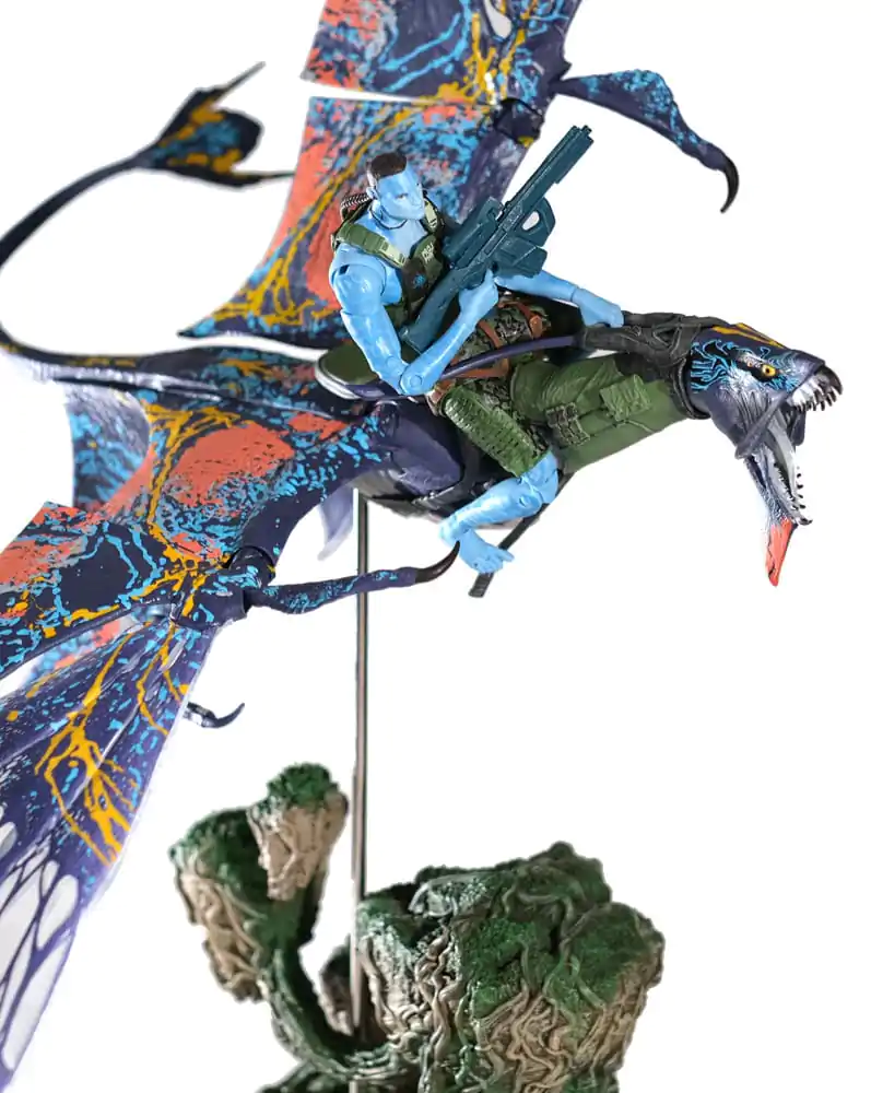 Avatar: The Way of Water Action-Figur Recom Quaritch & RDA Banshee (Gold Label) Produktfoto
