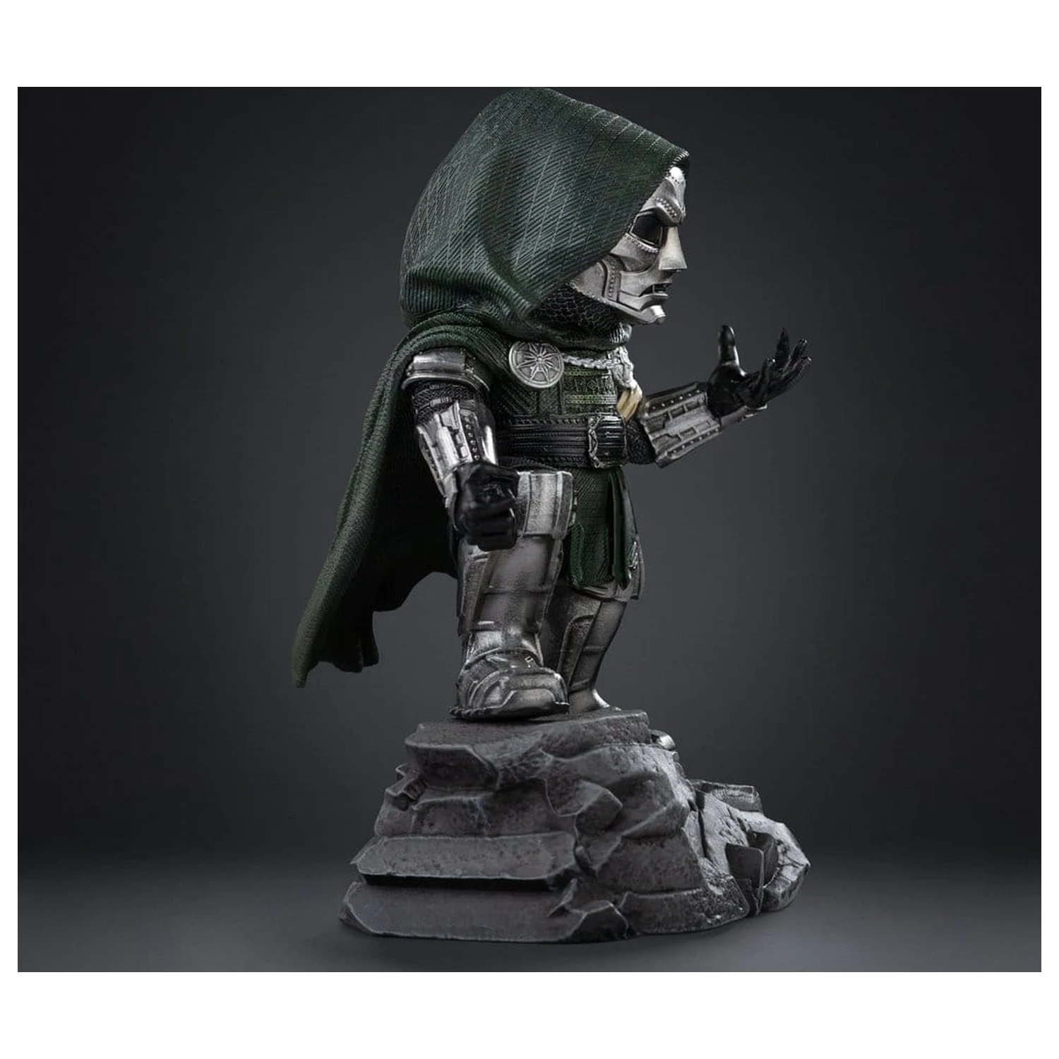 Avengers: Doomsday MiniCo Statue Doctor Doom 15 cm Produktfoto