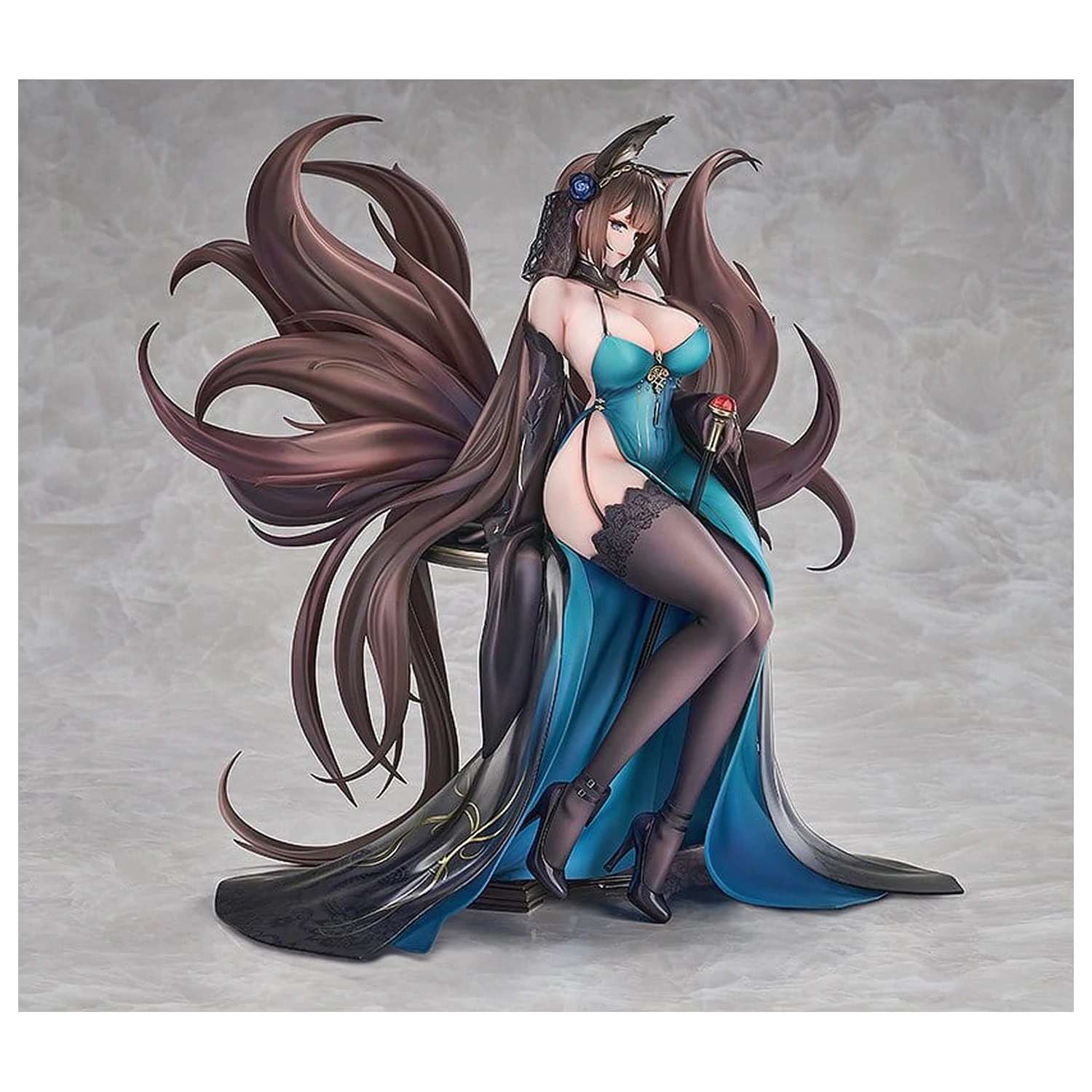 Azur Lane PVC Figur 1/7 Amagi: Throne of Fallen Petals Ver. 27 cm Produktfoto