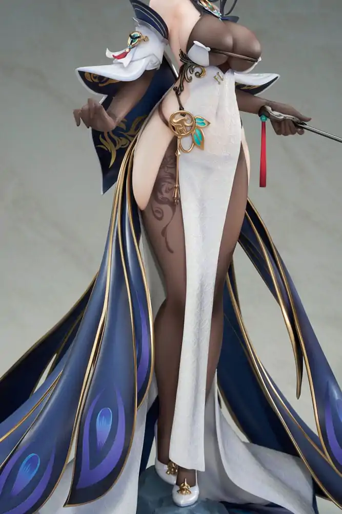 Azur Lane PVC Statue 1/7 Chen Hai Kai 31 cm Produktfoto