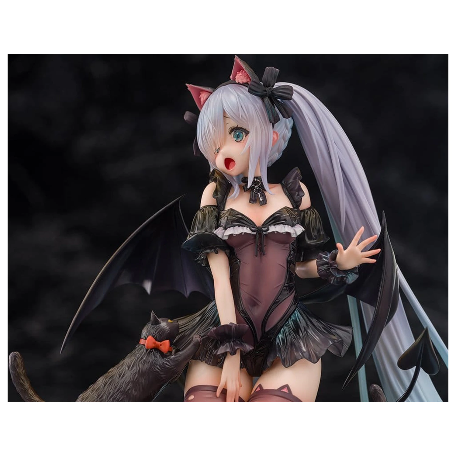 Azur Lane PVC Figur 1/7 Janus Fright-Night Scaredy-Cat Ver. 16 cm Produktfoto