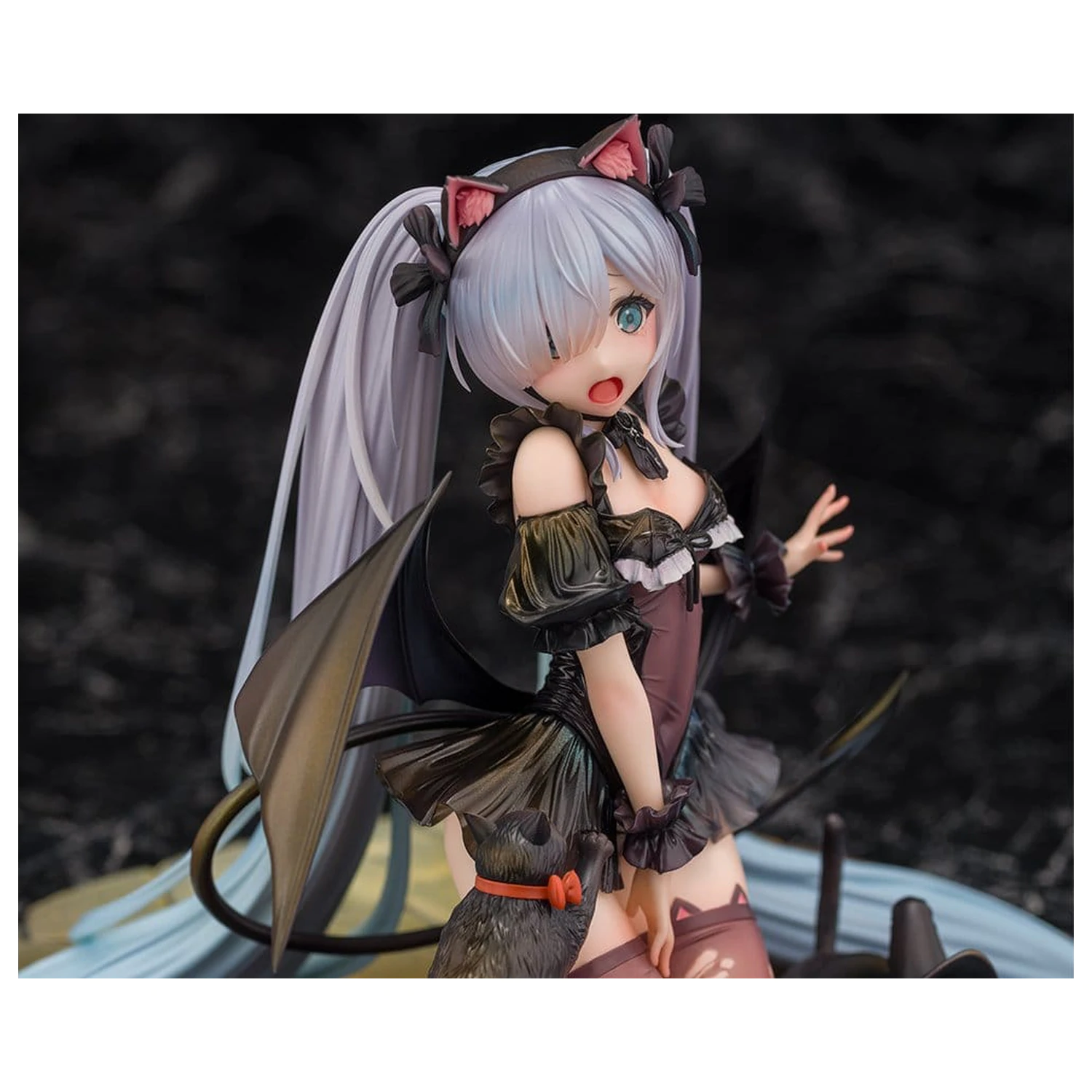 Azur Lane PVC Figur 1/7 Janus Fright-Night Scaredy-Cat Ver. 16 cm Produktfoto
