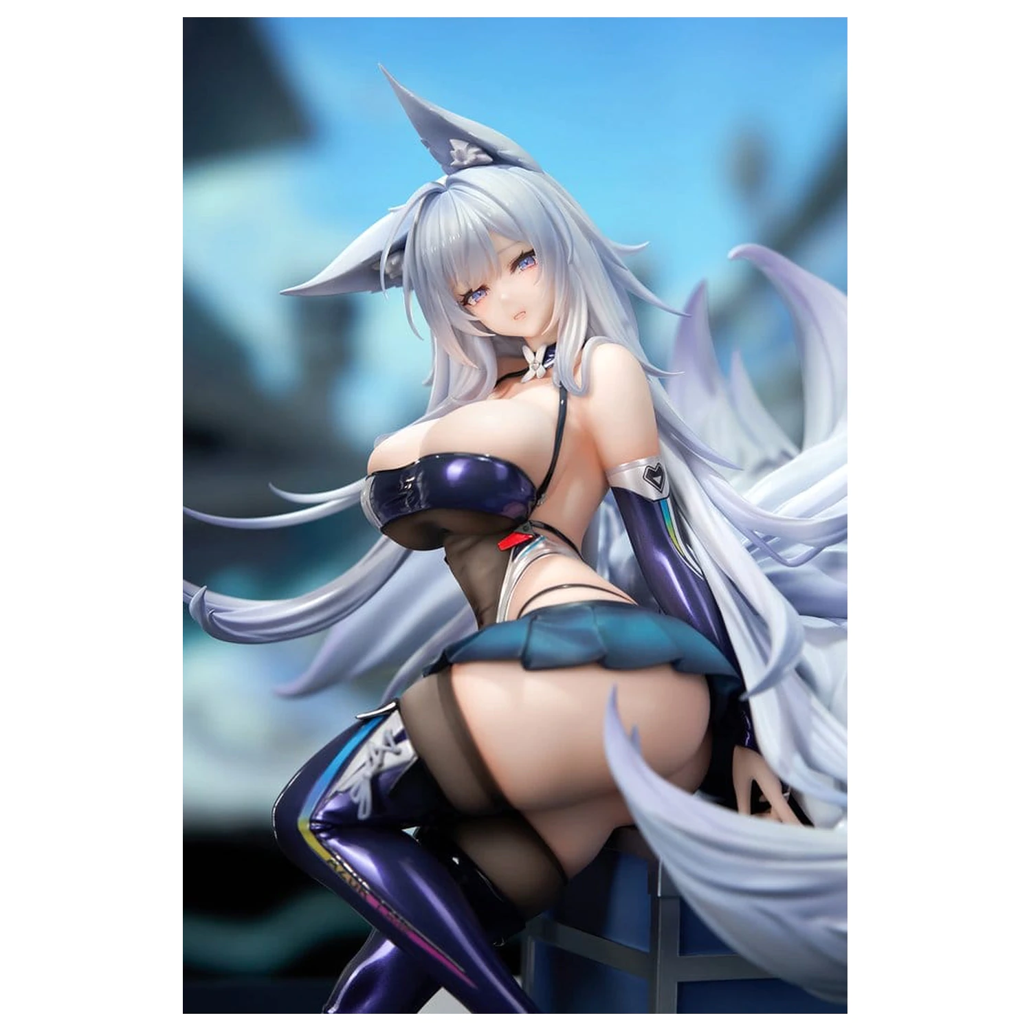 Azur Lane PVC Figur 1/7 Shinano Moonlit Chrome Ver. Acryl Special Edition mit Display 25 cm Produktfoto