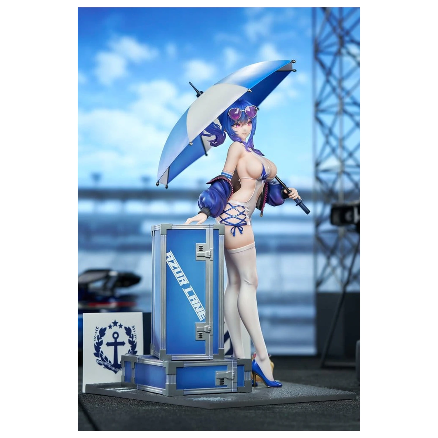 Azur Lane PVC Figur 1/7 St. Louis Race Queen Ver. 30 cm Produktfoto