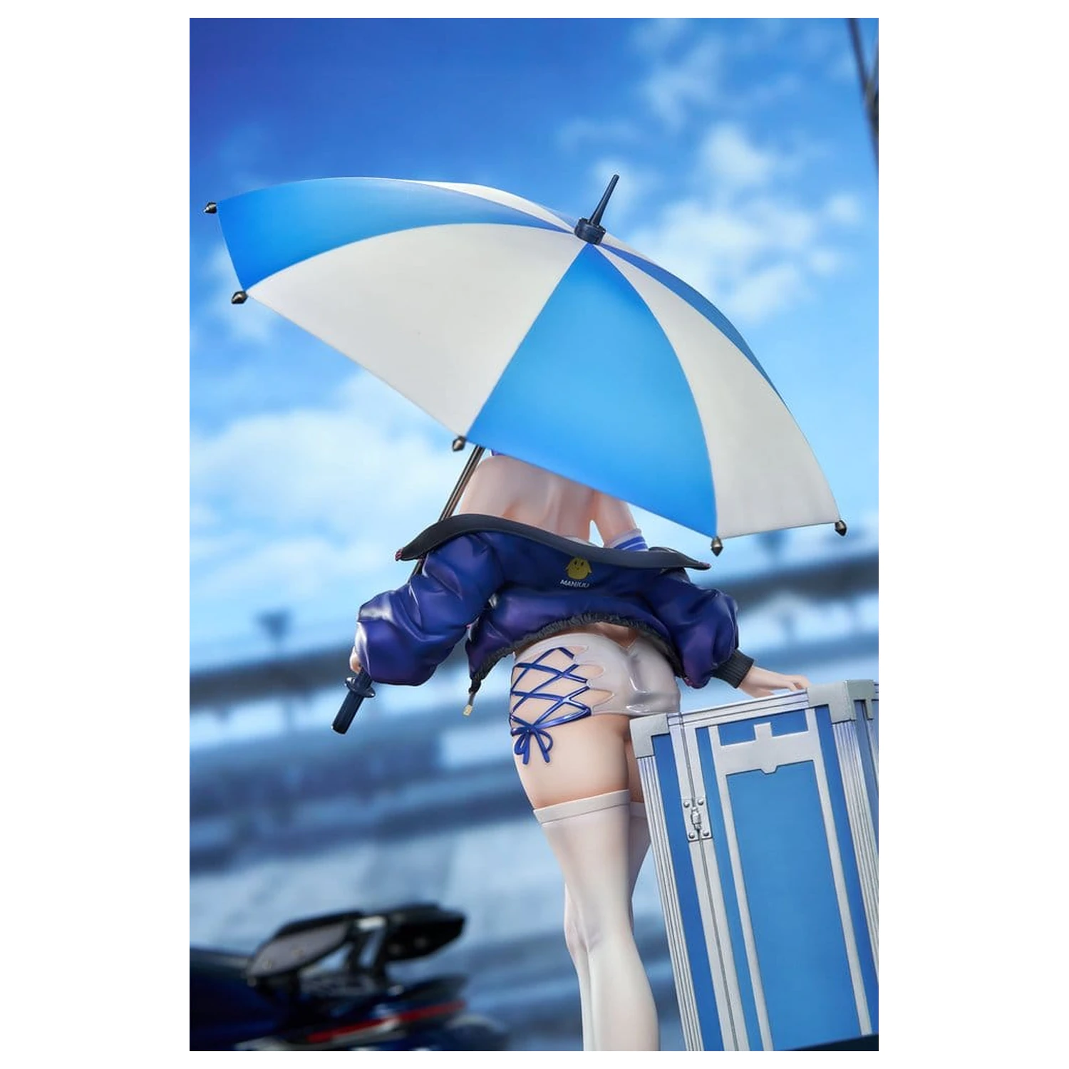 Azur Lane PVC Figur 1/7 St. Louis Race Queen Ver. 30 cm Produktfoto