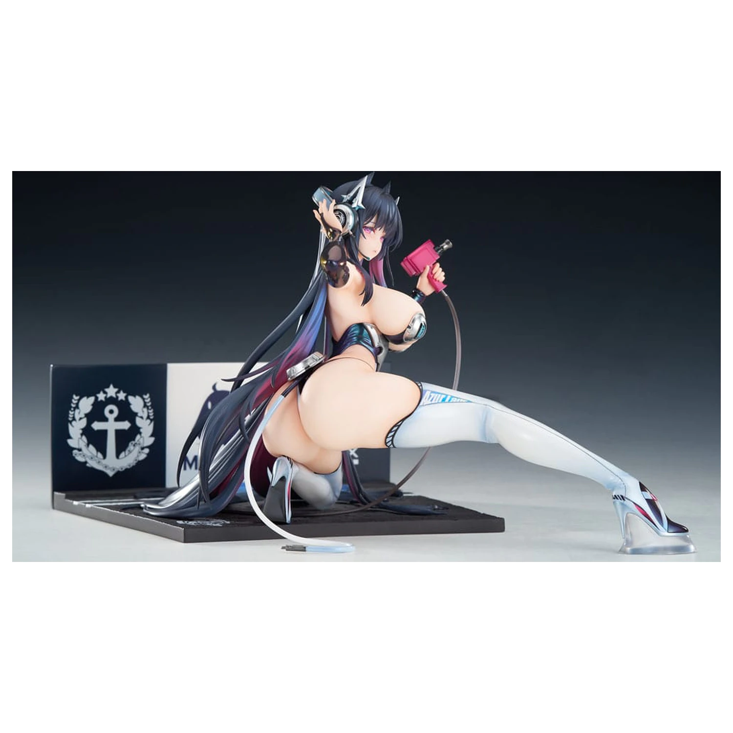Azur Lane PVC Statue 1/7 Strasbourg Faerie of the Race Circuit Ver. 16 Zentimeter Produktfoto