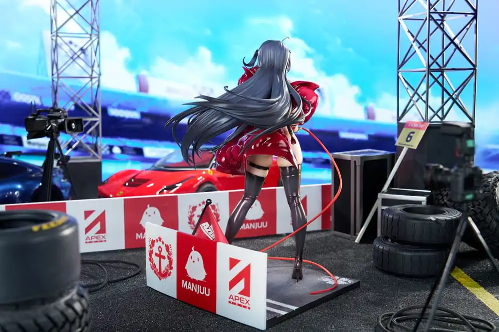 Azur Lane PVC Statue 1/7 Taihou Enraptured Companion Ver. 26 cm Produktfoto