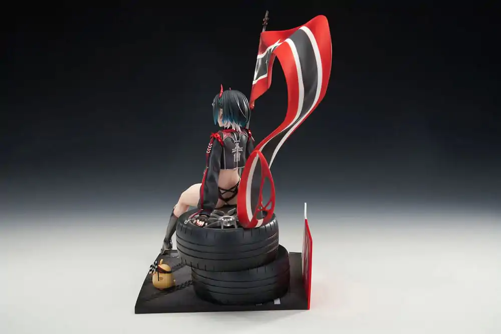 Azur Lane PVC Statue 1/7 Ulrich von Hutten Ignition Matrician Ver. 29 cm Produktfoto