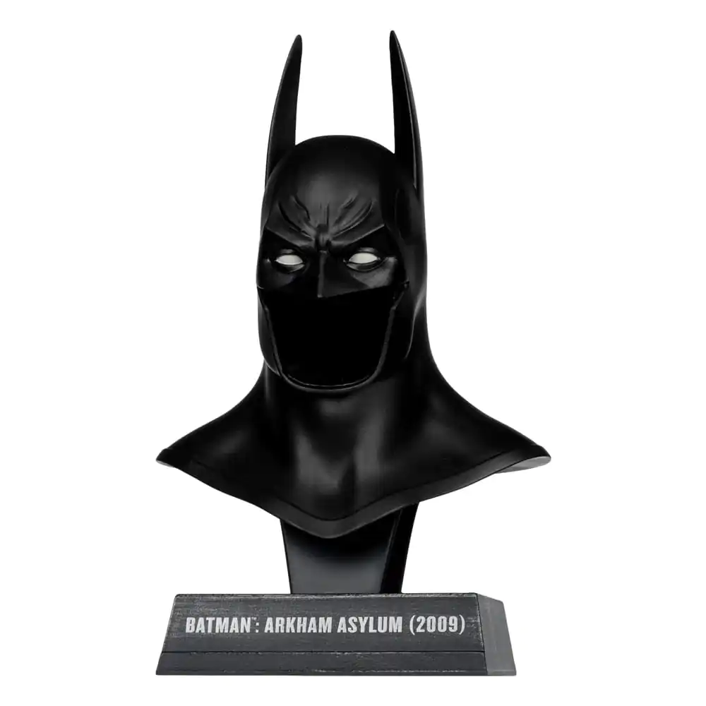 Batman: Arkham Asylum DC Direct Mini-Replik 1/3 Batman Maske 19 cm Produktfoto