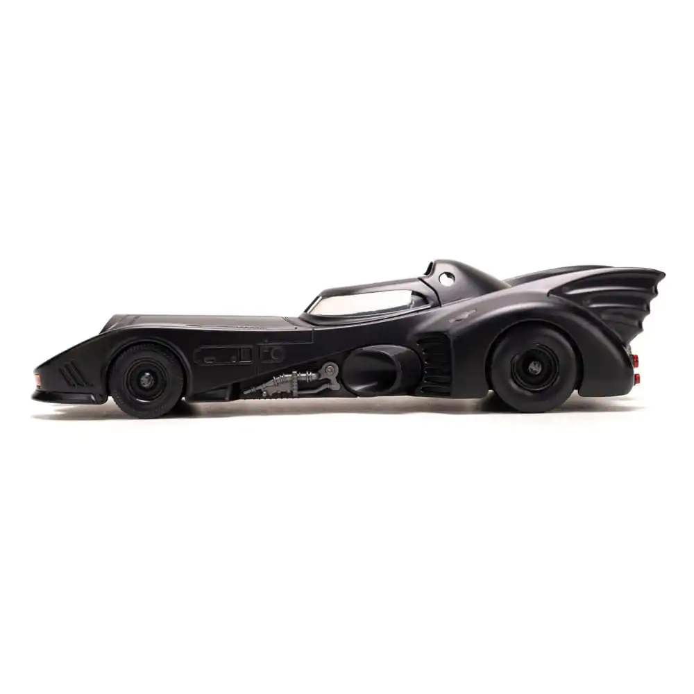 Batman Diecast Modell 1/24 1989 Batmobile mit Figur und Schild Produktfoto