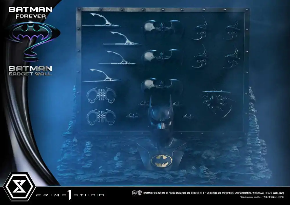 Batman Forever Museum Masterline Series Diorama 1/3 Batman Gadget Wall 49 cm termékfotó