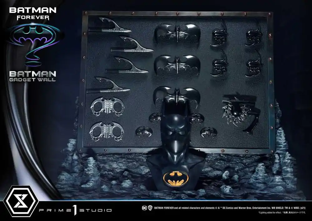 Batman Forever Museum Masterline Series Diorama 1/3 Batman Gadget Wall 49 cm termékfotó