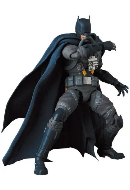 Batman Hush MAF EX Actionfigur Stealth Jumper Batman 16 cm Produktfoto