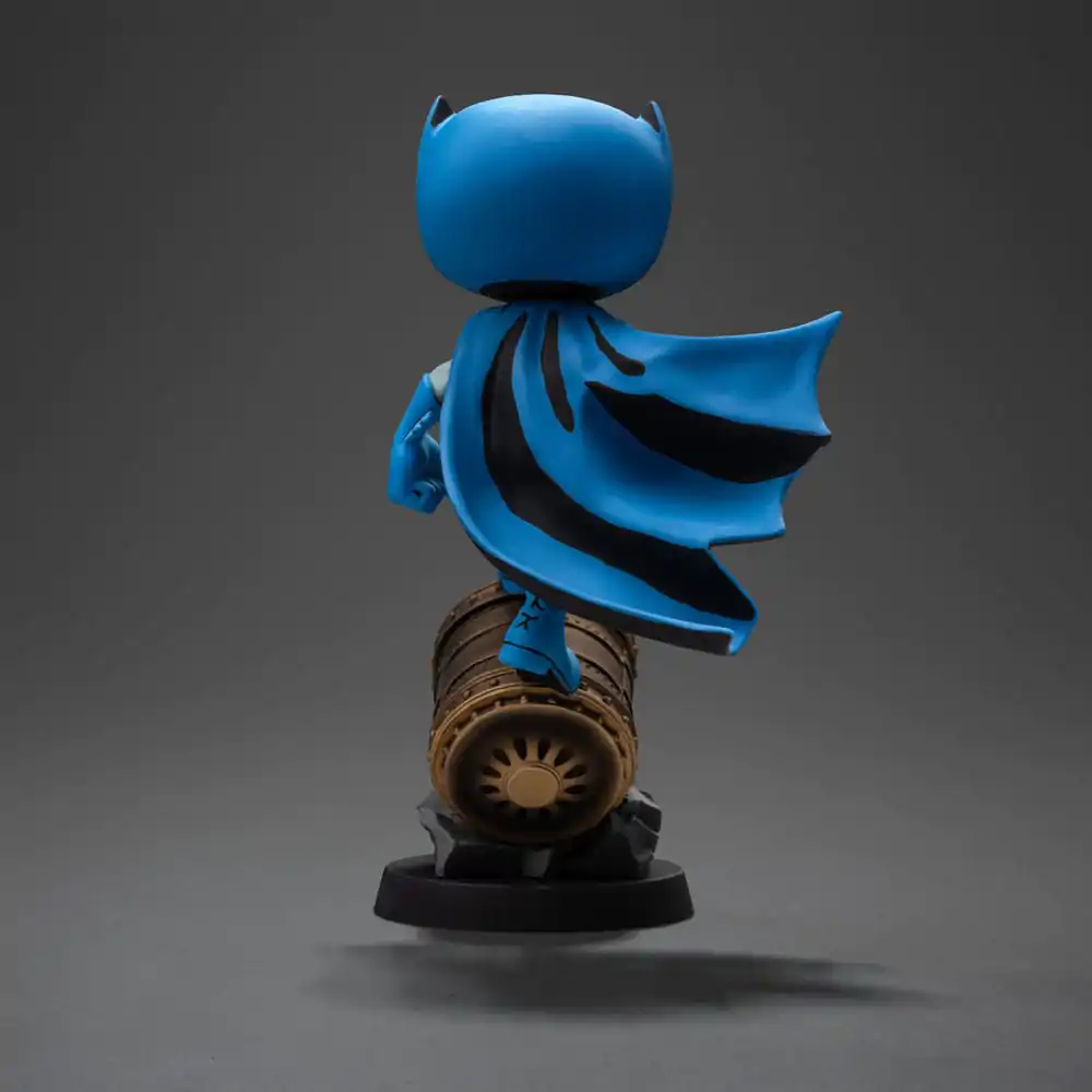 Batman Mini Co. PVC Figur Batman auf Bat-Signal (Blue Variant) 19 cm Produktfoto