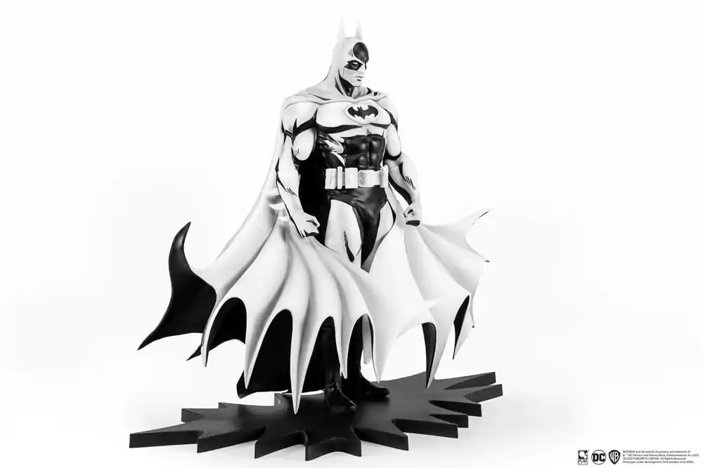 Batman PX PVC Statue 1/8 SDCC 2024 Batman Black & White Version 27 cm termékfotó