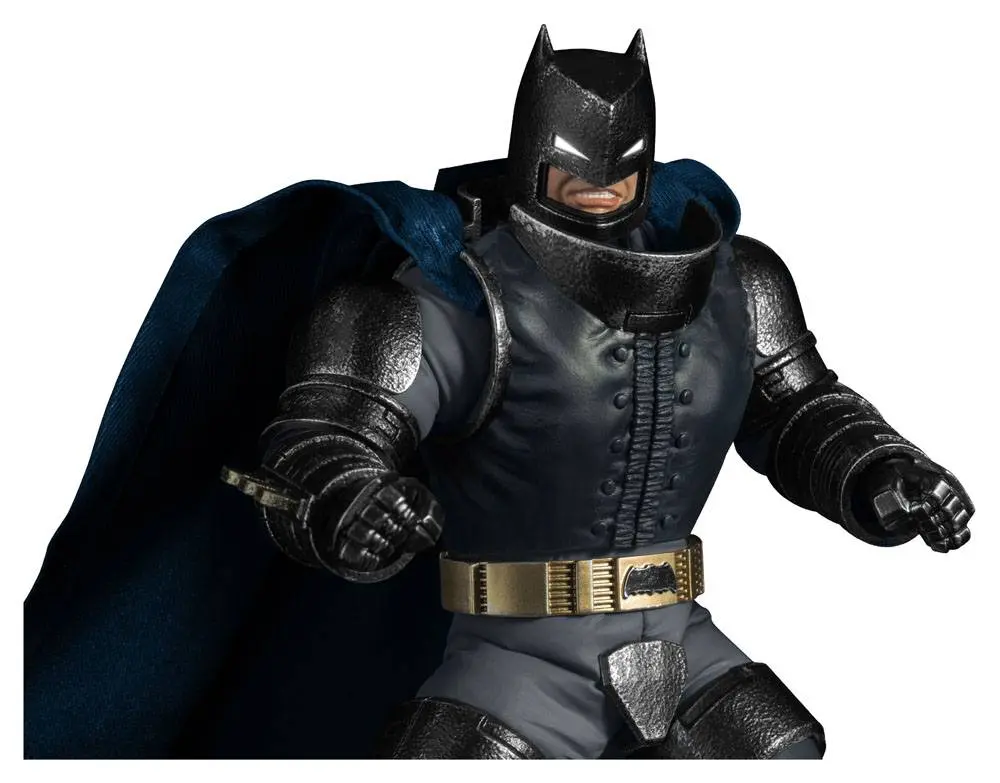 Batman The Dark Knight Returns Dynamic 8ction Heroes Actionfigur 1/9 Armored Batman 21 cm termékfotó