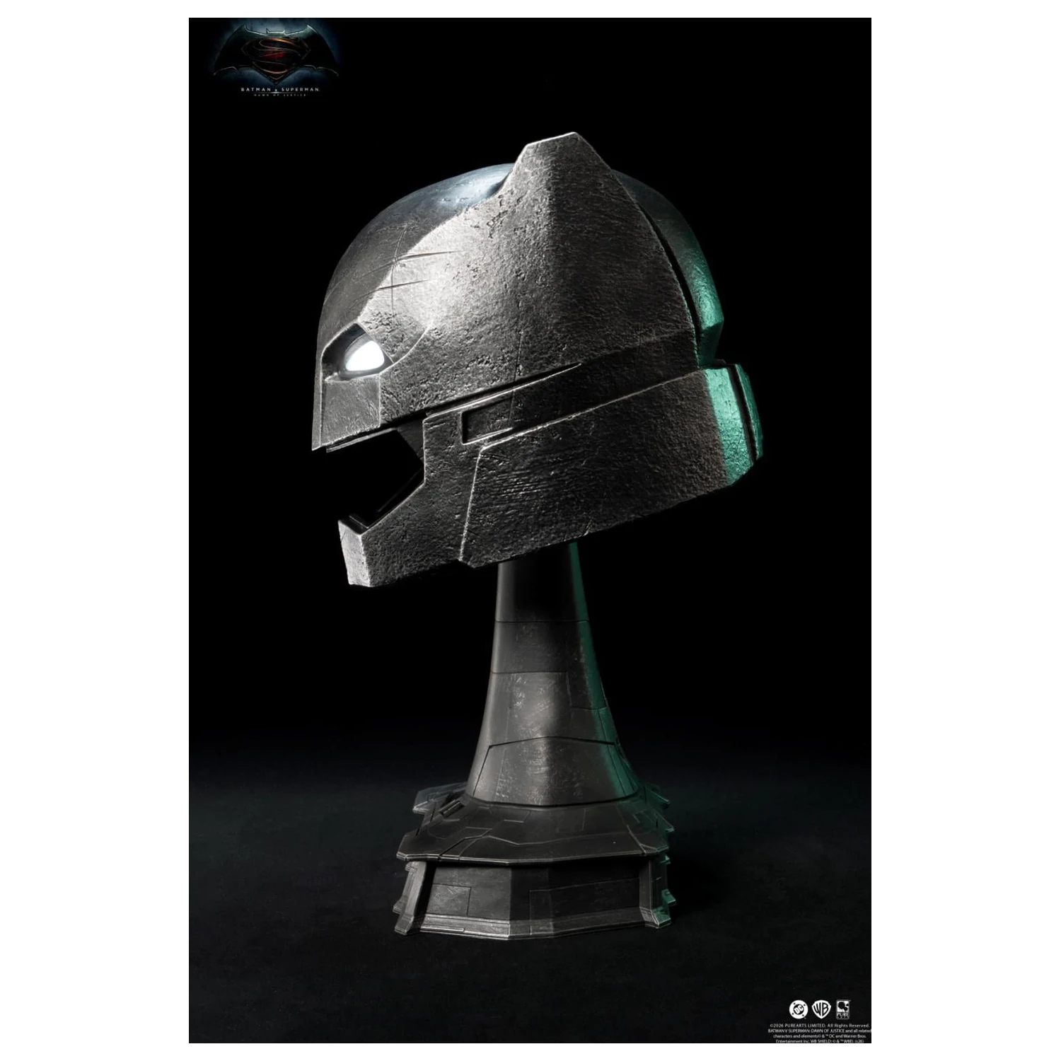 Batman v Superman Armored Batman Helm-Nachbildung 1/1 Produktfoto
