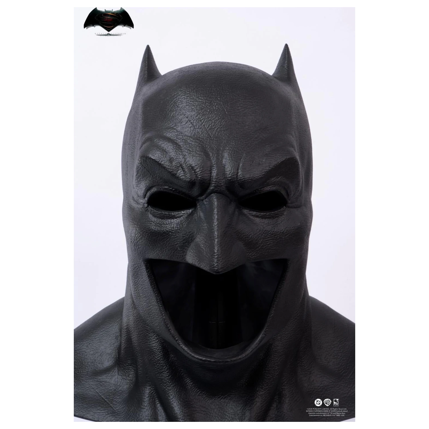 Batman v Superman Batman Cowl Nachbildung 1/1 51 Zentimeter Produktfoto