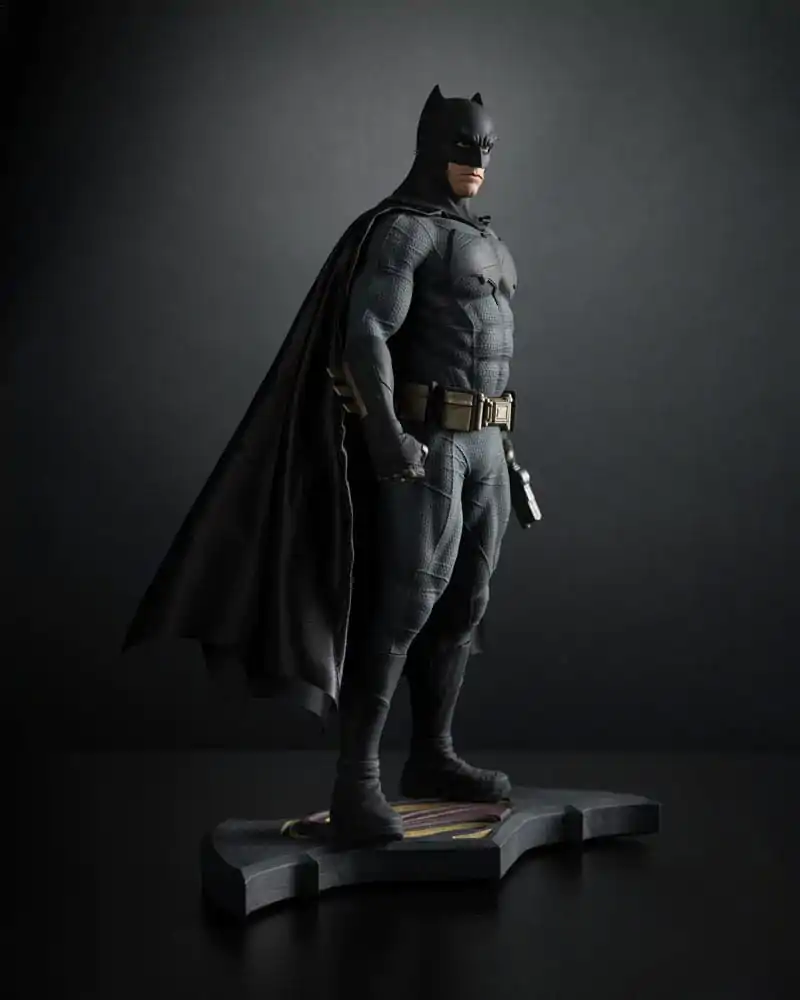 Batman v Superman: Dawn of Justice Statue 1/6 Batman 32 cm termékfotó