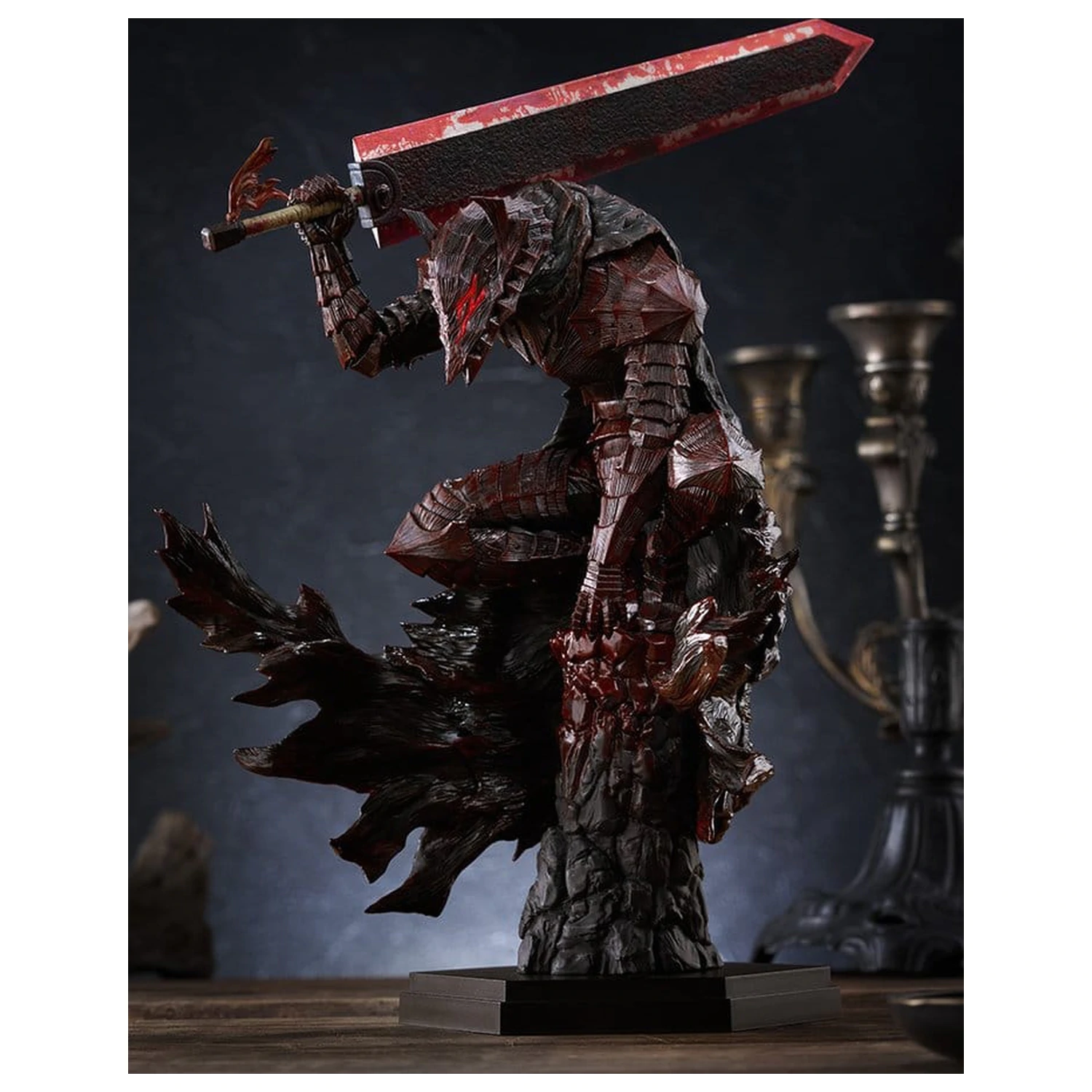 Berserk Pop Up Parade PVC Figur Guts (Berserker Armor): Bloody Paint Ver. L Size 28 cm Produktfoto