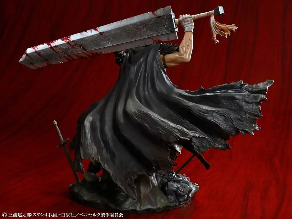 Berserk PVC Statue 1/7 Guts Black Swordsman Ver. 26 cm termékfotó