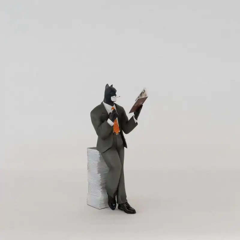 Blacksad: Blacksad on a Pile of Comics Figur Produktfoto