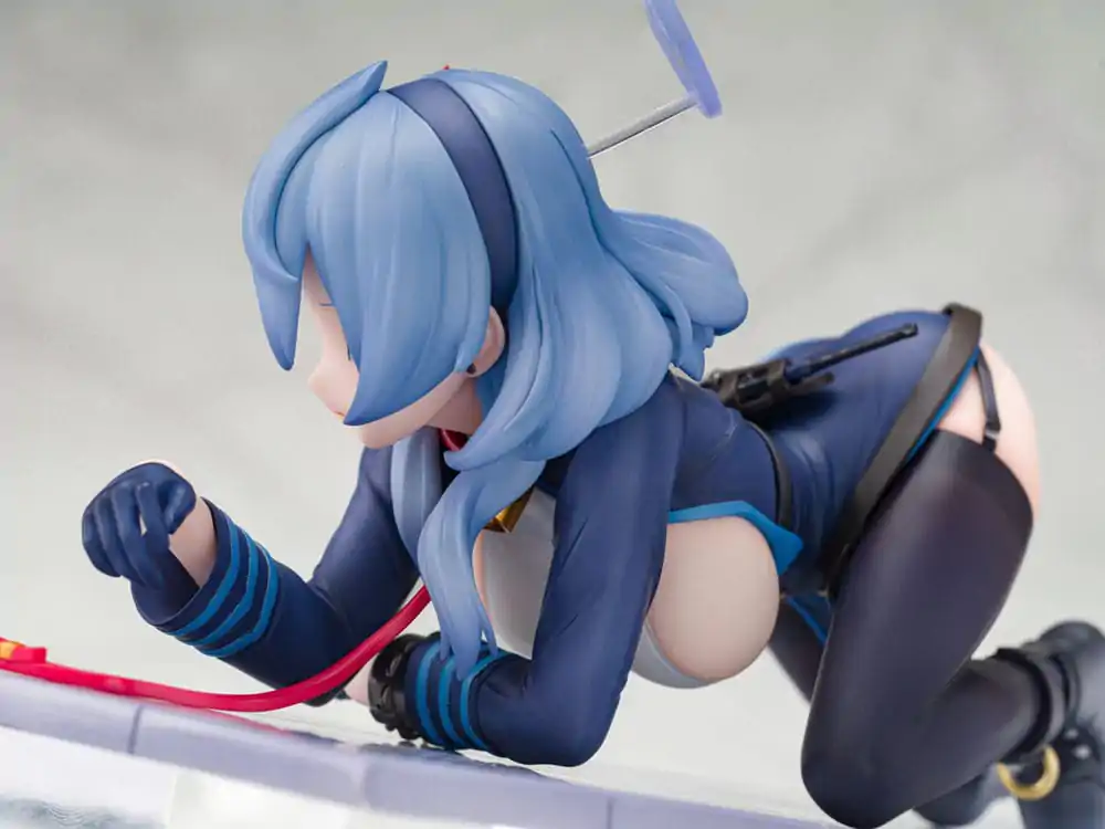 Blue Archive PVC Statue 1/7 Ako Memorial Lobby Ver. 23 cm Produktfoto