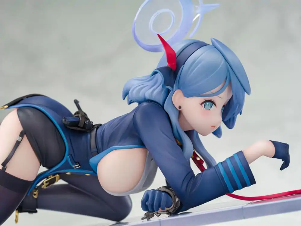 Blue Archive PVC Statue 1/7 Ako Memorial Lobby Ver. 23 cm Produktfoto
