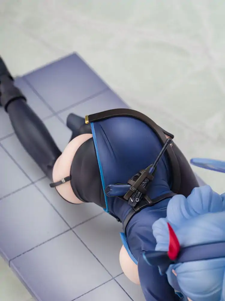 Blue Archive PVC Statue 1/7 Ako Memorial Lobby Ver. 23 cm Produktfoto