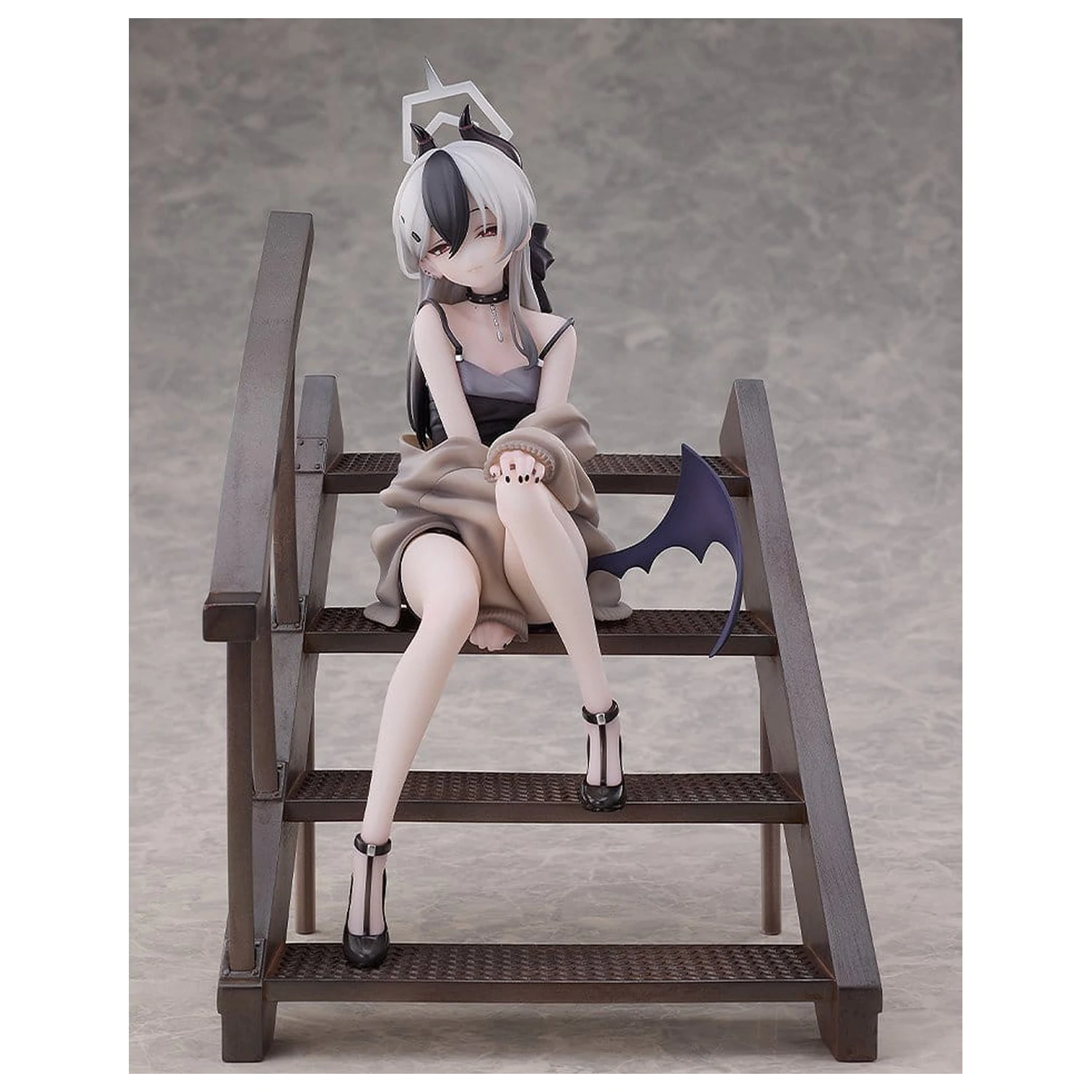 Blue Archive PVC Statue 1/7 Kayoko (Dress): Memorial Lobby Ver. 22 cm Produktfoto