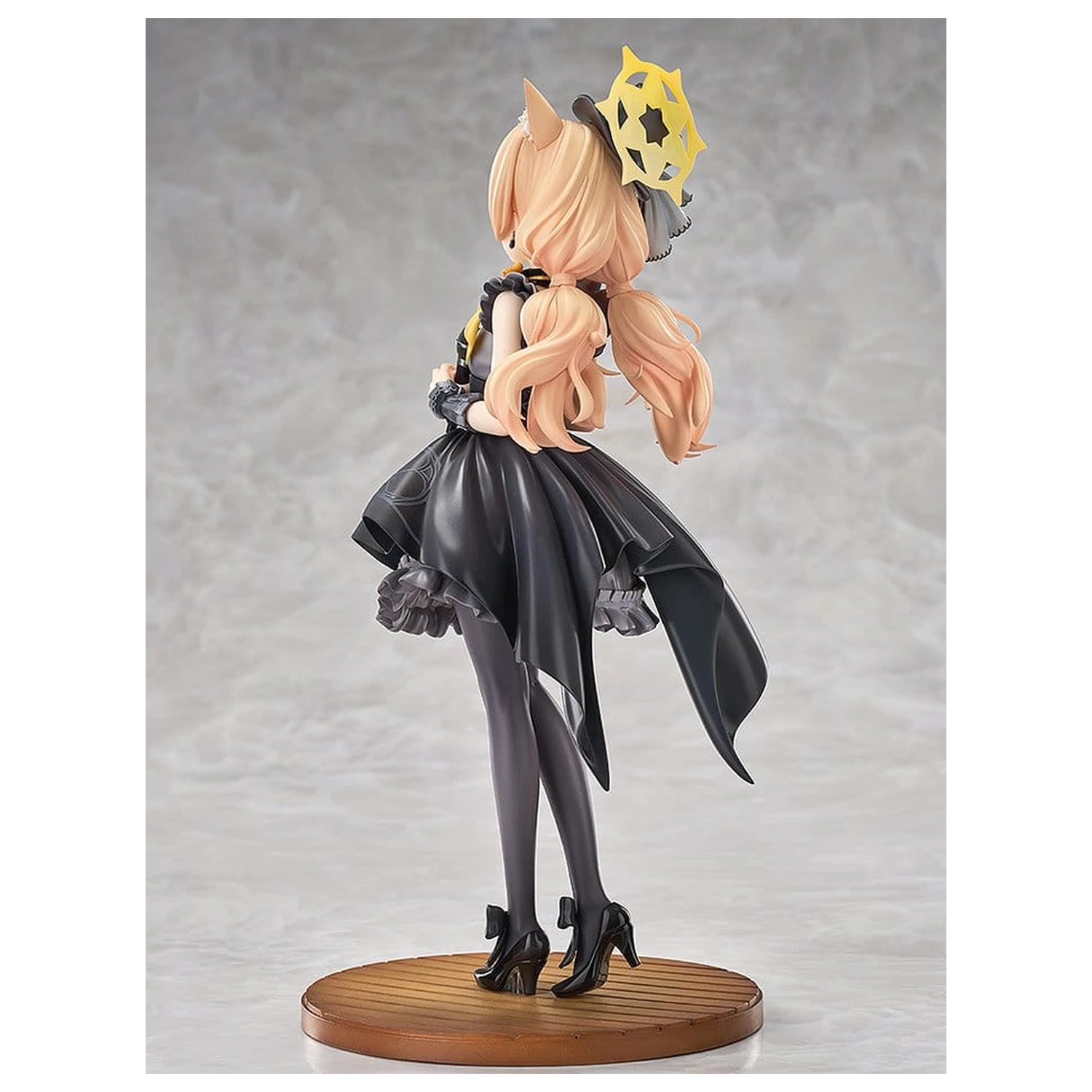 Blue Archive PVC Statue 1/7 Mari (Idol): Memorial Lobby Ver. 24 cm Produktfoto