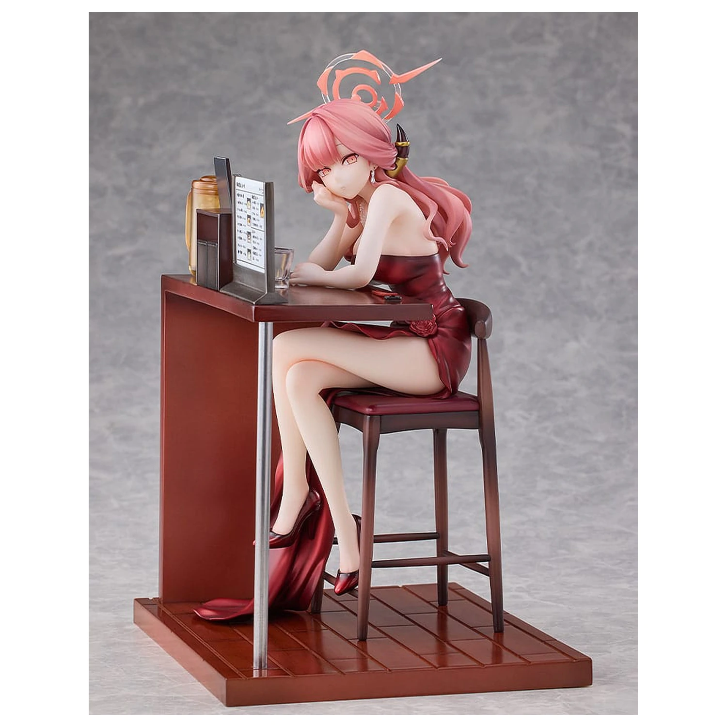 Blue Archive PVC Statue 1/7 Aru (Dress): Memorial Lobby Ver. 23 cm Produktfoto