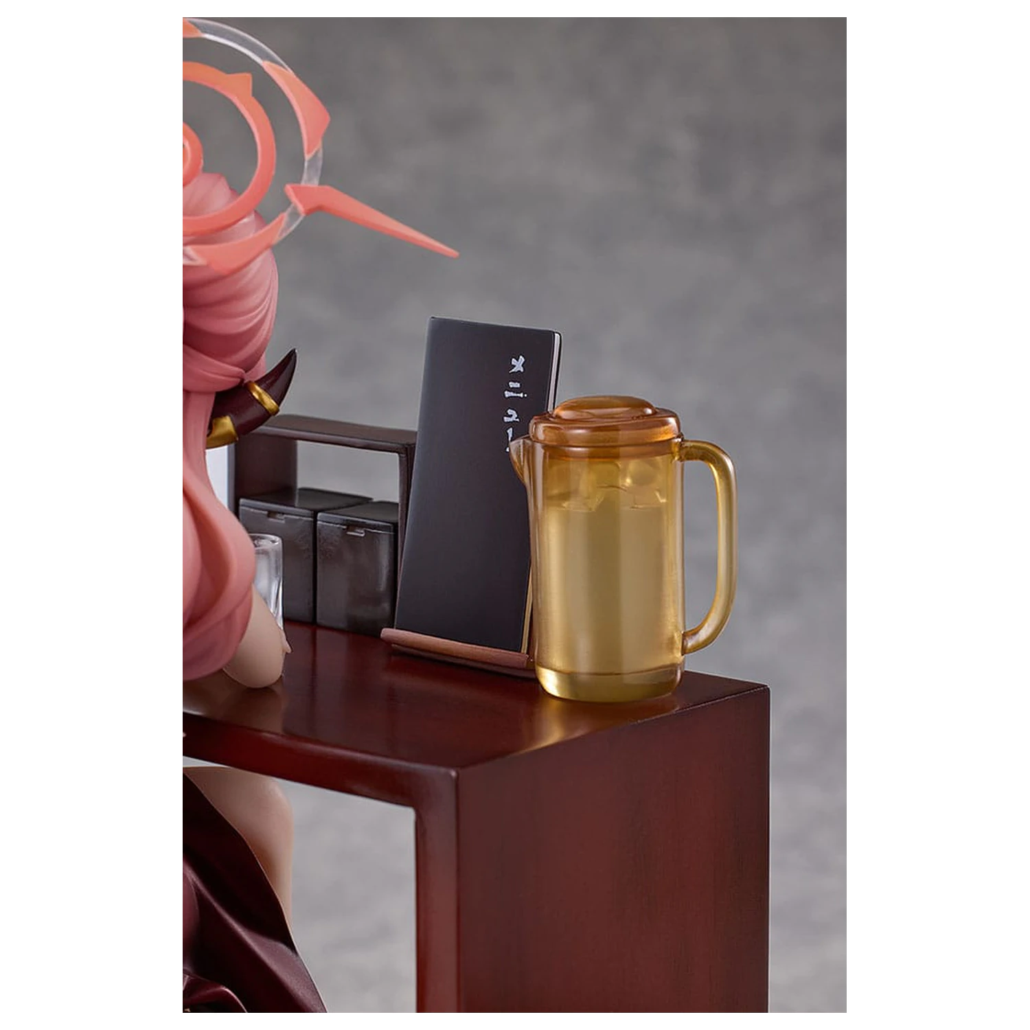 Blue Archive PVC Statue 1/7 Aru (Dress): Memorial Lobby Ver. 23 cm Produktfoto