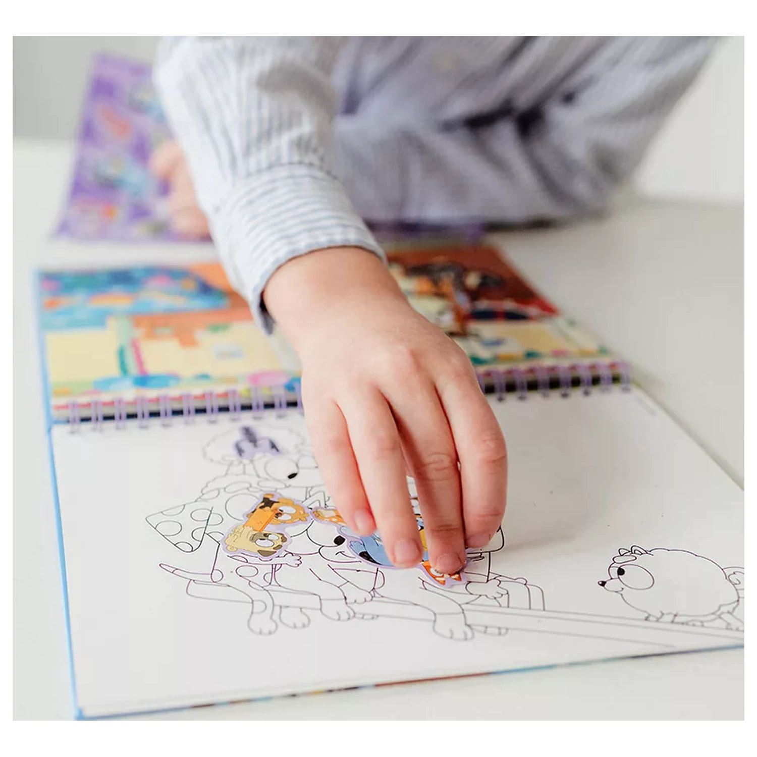 Bluey Fun Scratch Art Kit und Aktivitäten-Set Produktfoto