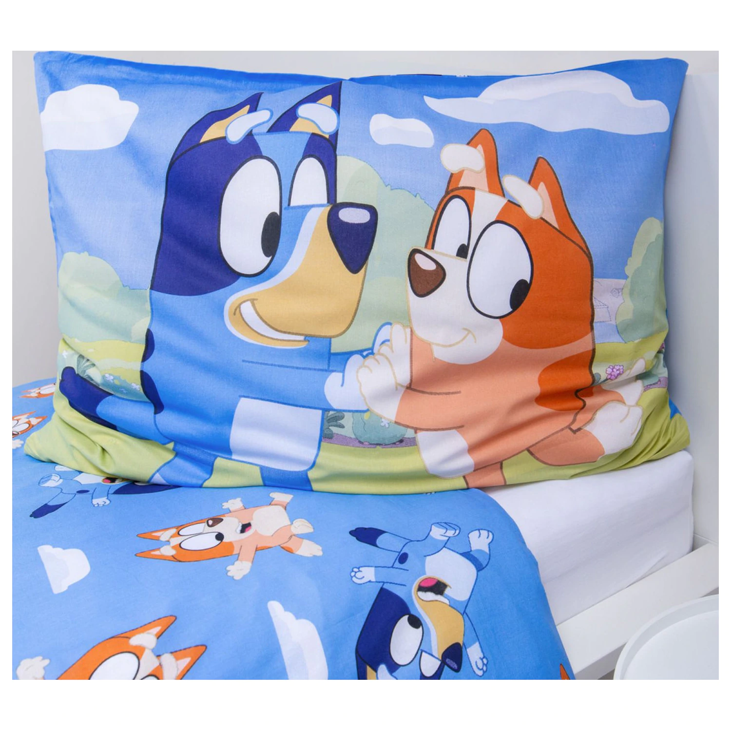 Bluey Happy Family Bettbezug Produktfoto