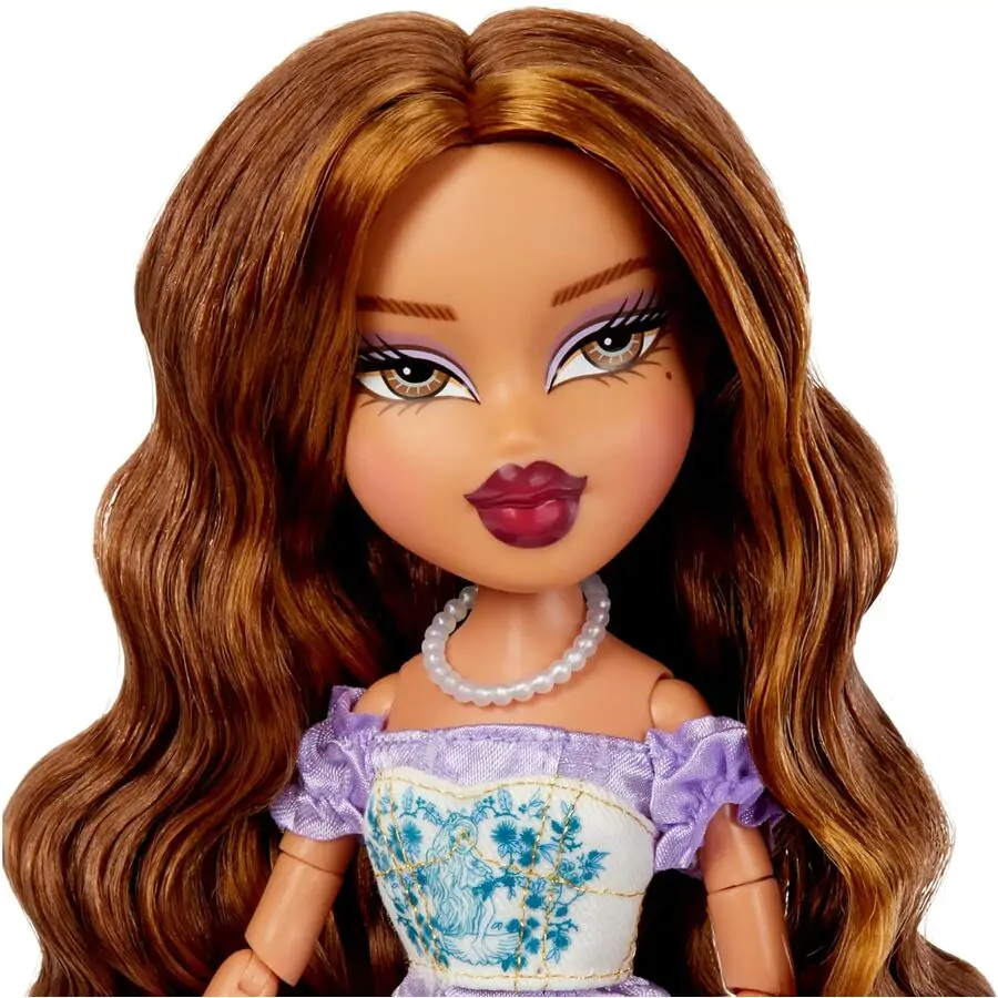 Bratz Goin Out Yasmin Puppe 25 cm Produktfoto