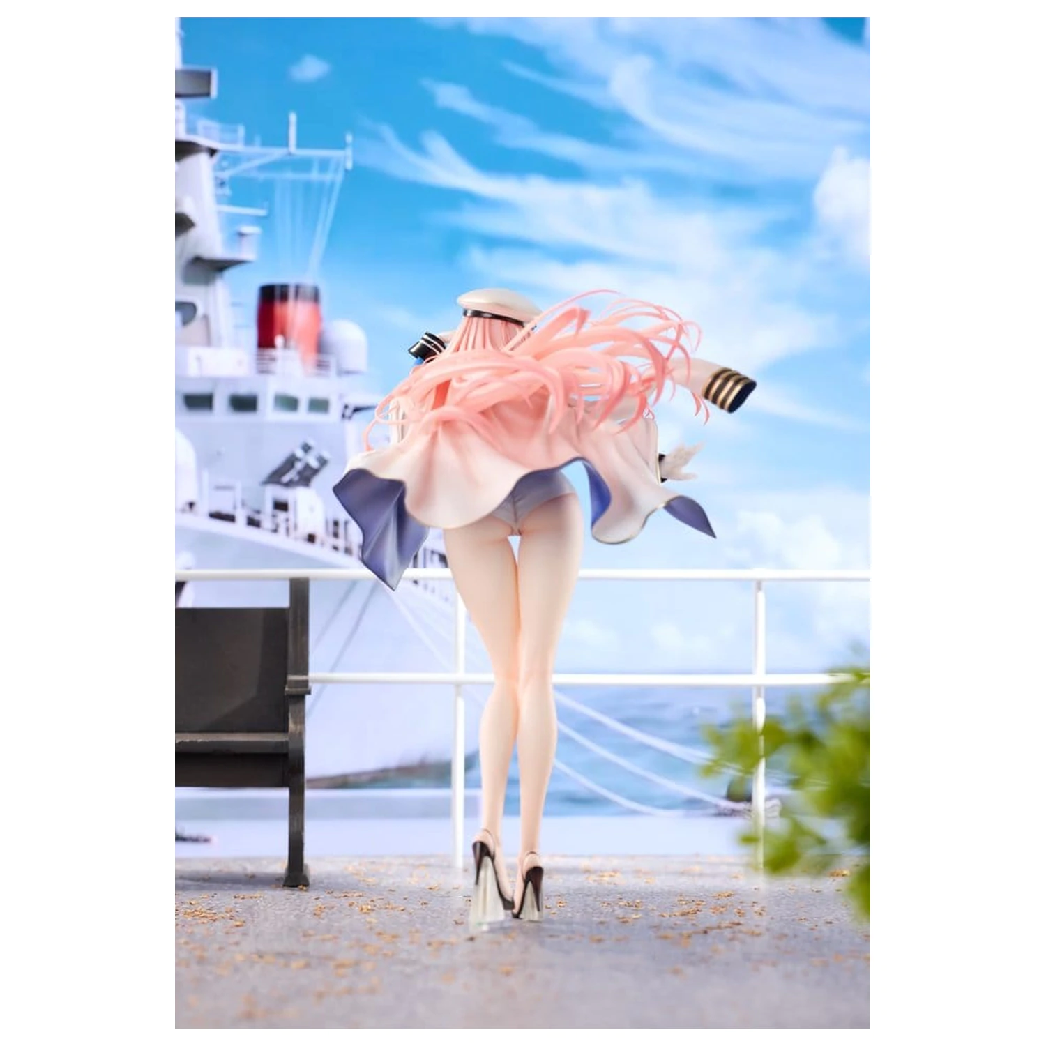 Brown Dust 2 PVC Figur 1/6 Ship Admiral Sylvia 28 cm Produktfoto