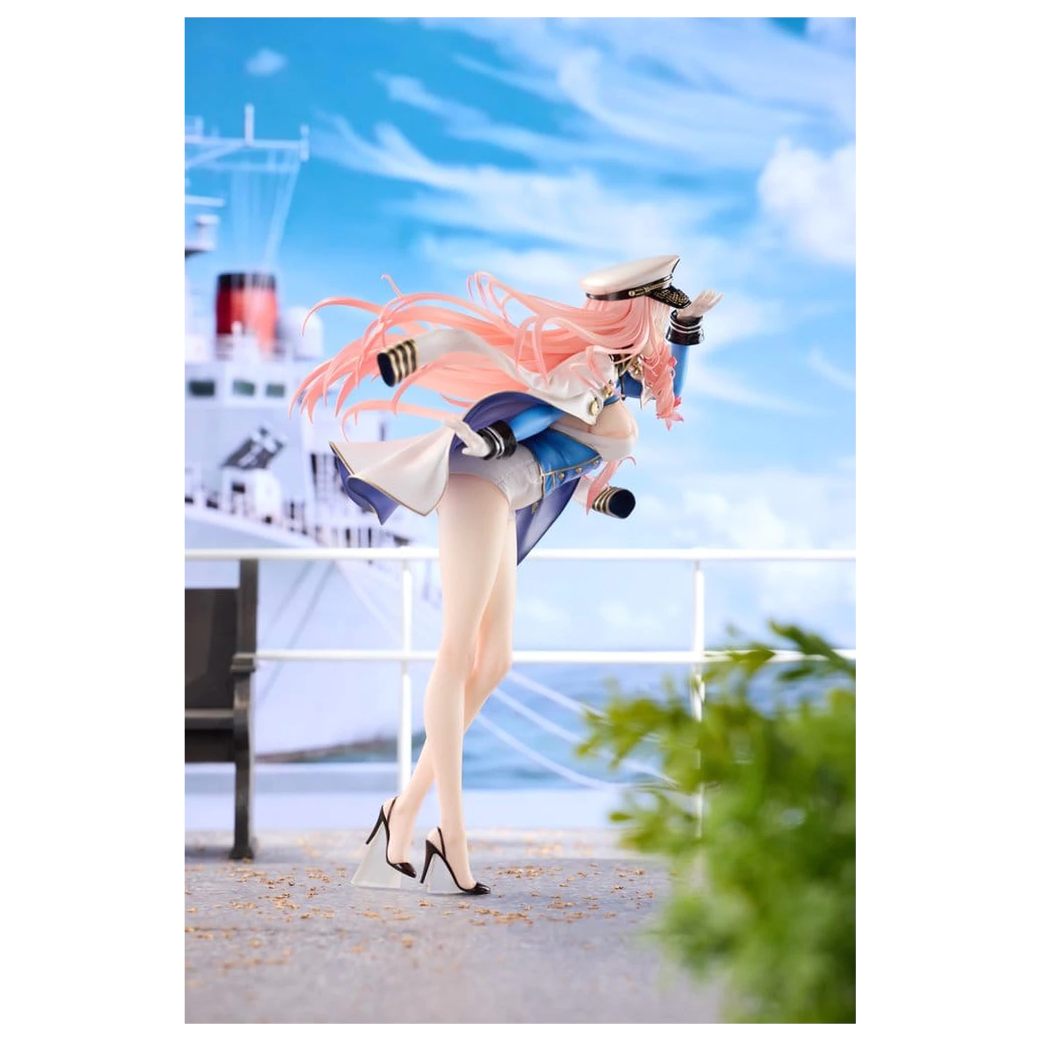 Brown Dust 2 PVC Figur 1/6 Ship Admiral Sylvia 28 cm Produktfoto