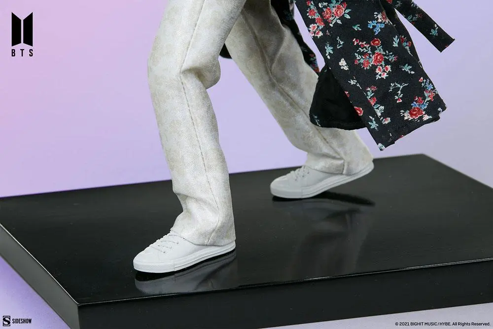 BTS Idol Collection PVC Statue V Deluxe 23 cm Produktfoto