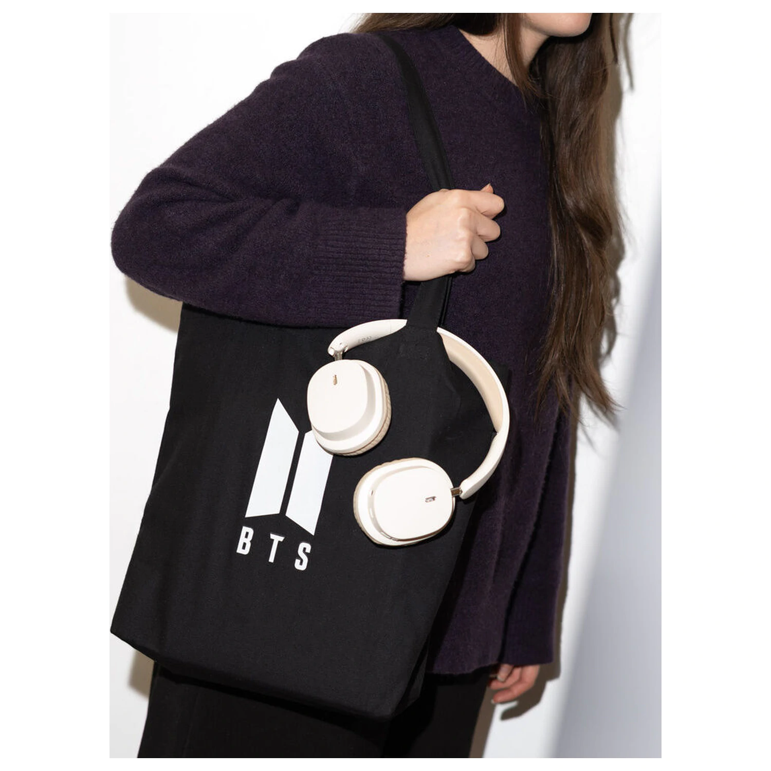 BTS logo Tasche Produktfoto