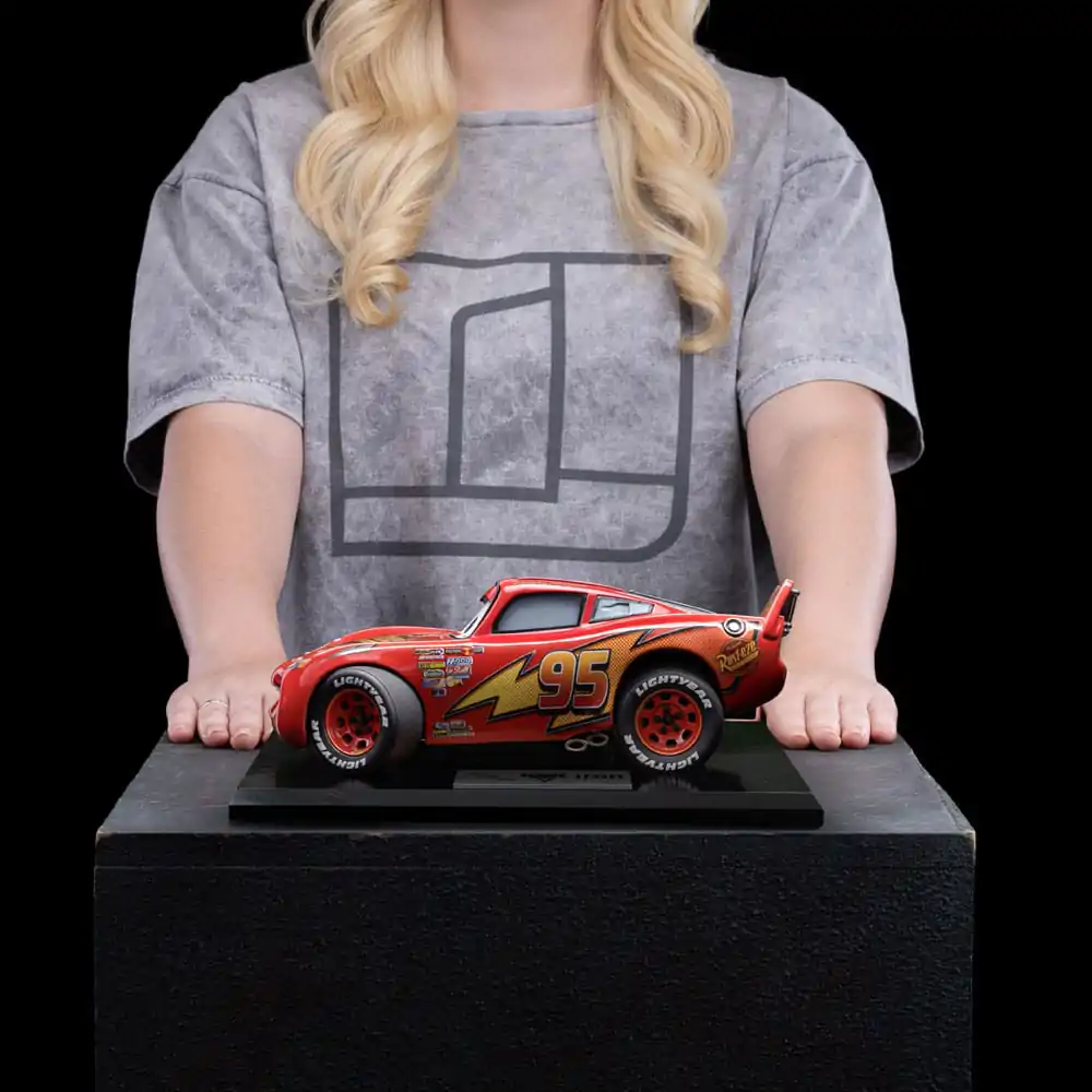 Cars Art Scale Statue 1/10 Lightning Mcqueen 11 cm termékfotó