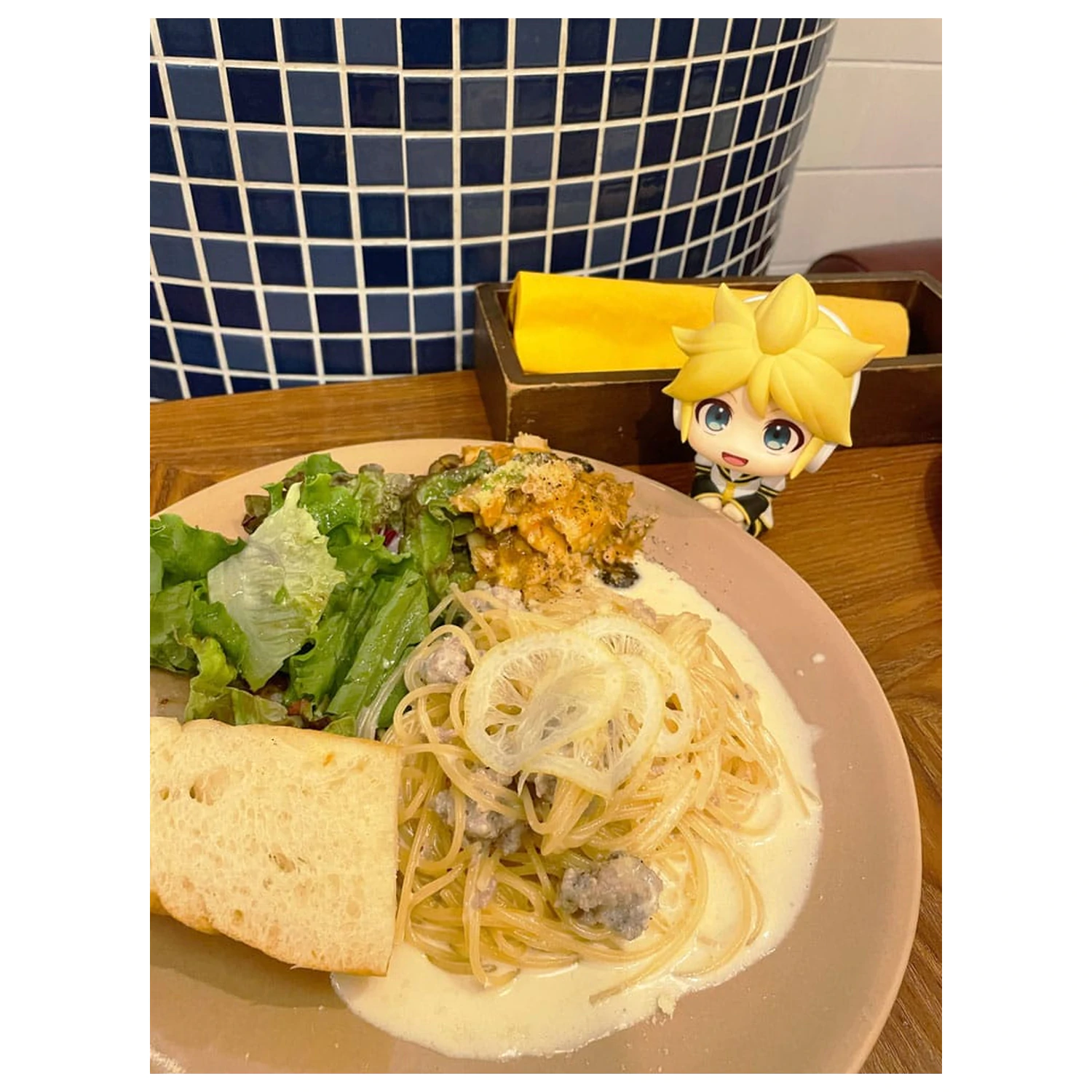 Character Vocal Series: Kagamine Rin/Len Look Up PVC Statue Kagamine Len 11 cm Produktfoto