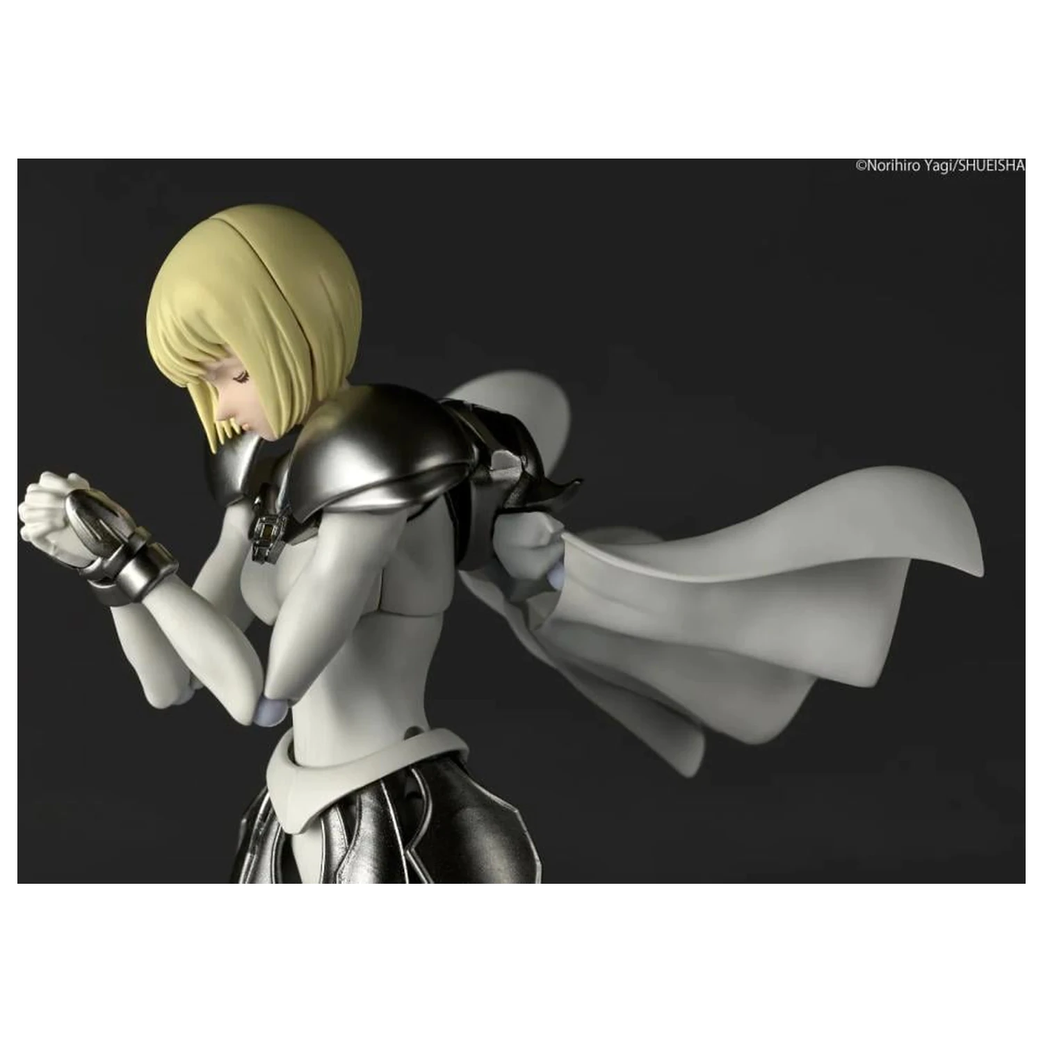 Claymore Clare Figur Revoltech 15,5 cm Produktfoto