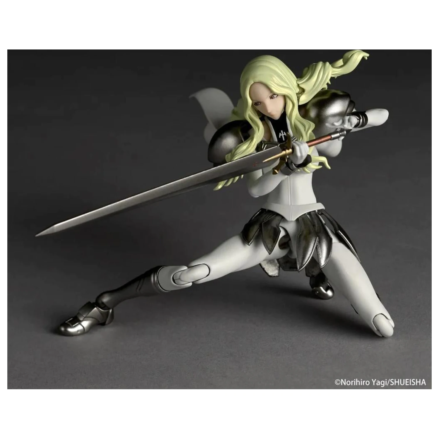Claymore Teresa Figur Revoltech 15,5 cm Produktfoto